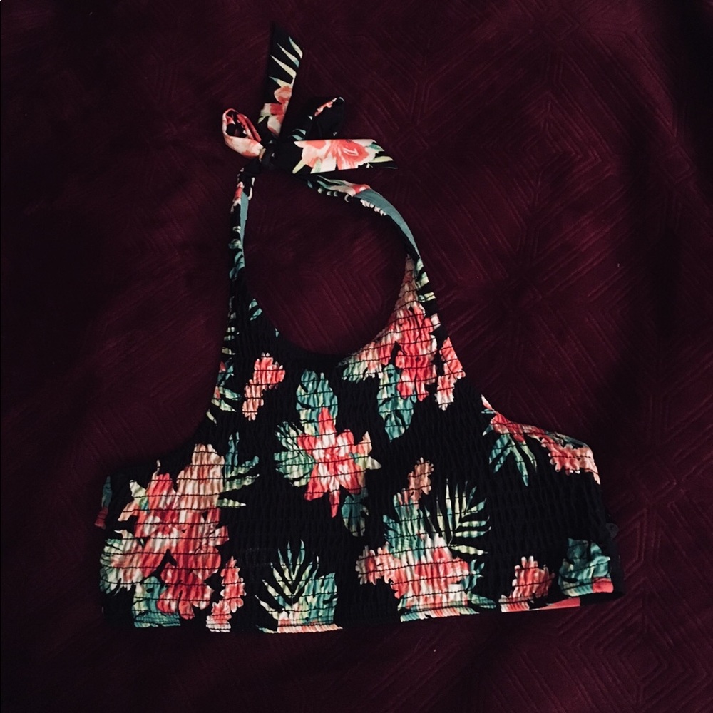 Black bikini top with pink flowers